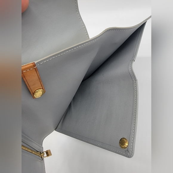 Authentic Preowned LV Vernis - Picture 10 of 14